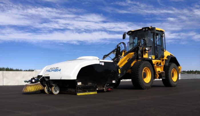 Trombia - Balayeuse adaptable pour tracteur ou chariot, image 13