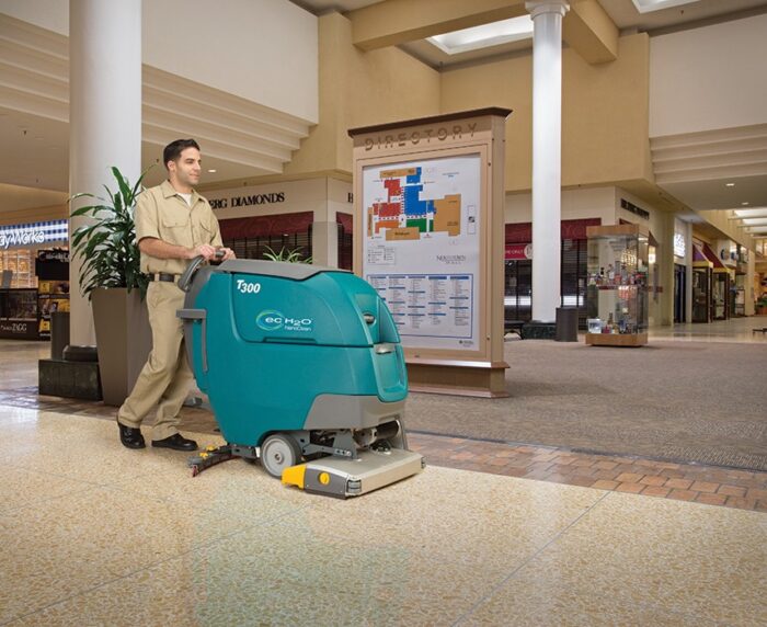 Tennant T300, autolaveuse accompagnante, image 17