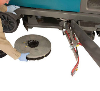 Tennant M17 : La Balayeuse-autolaveuse professionnelle pour un nettoyage efficace, image 12